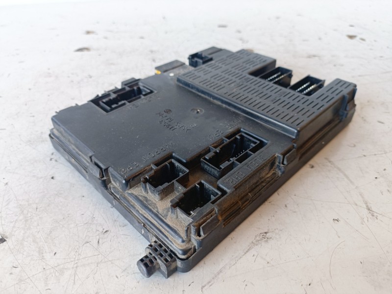 Recambio de caja reles / fusibles para citroen xsara berlina rhy referencia OEM IAM 9650624480  