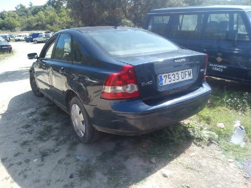 volvo s40 berlina del año 2005