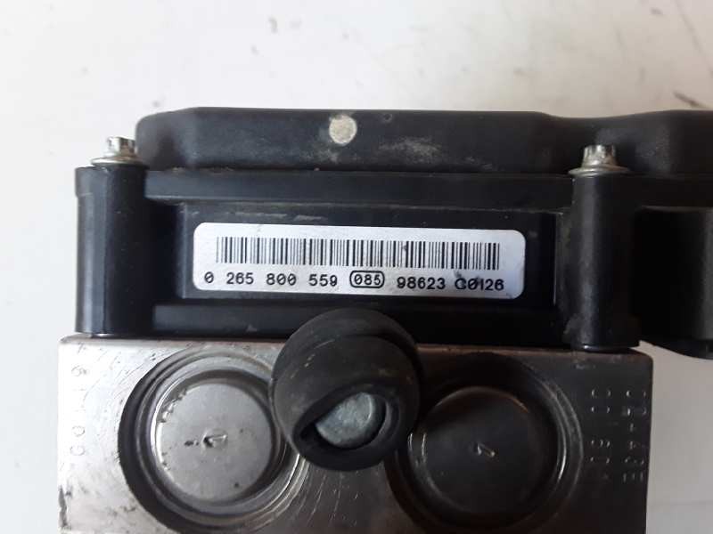 Recambio de abs para renault clio iii d4f740 referencia OEM IAM 0265232077/8200747146/0265800559  