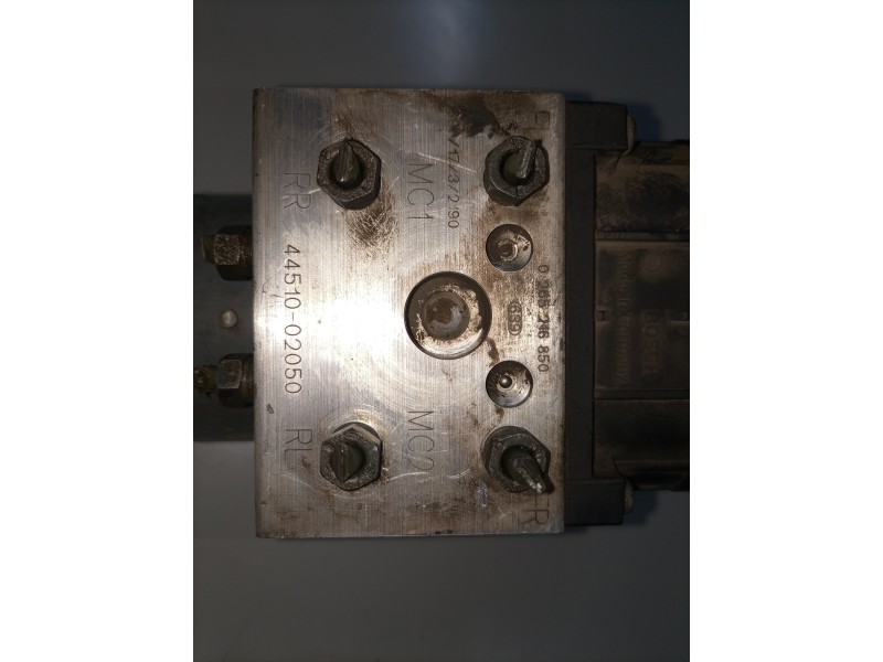 Recambio de abs para toyota corolla (e12) 1cdftv referencia OEM IAM 0265216850/4451002050/0273004571  
