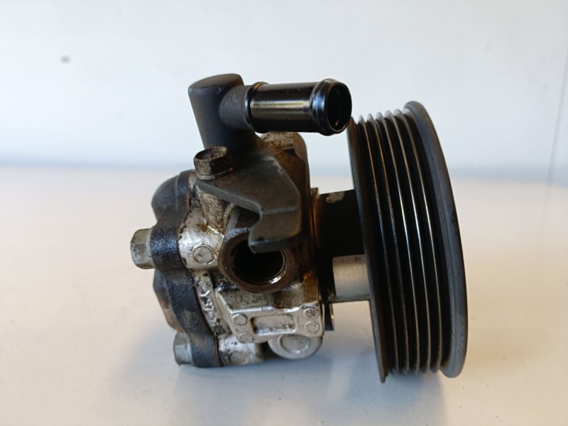 Recambio de bomba direccion para hyundai accent (lc) d3ea referencia OEM IAM   