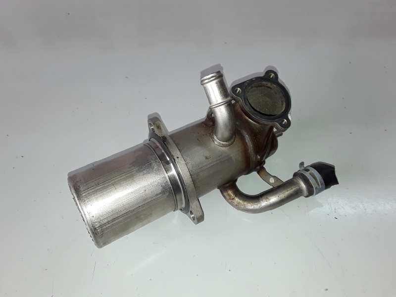 Recambio de enfriador egr para audi a6 berlina (4gc) referencia OEM IAM 04L131512A  