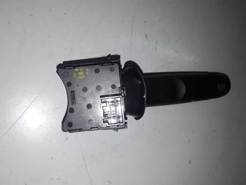 Recambio de mando luces para chevrolet cruze z20s1 referencia OEM IAM 13500692  