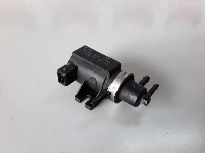 Recambio de valvula aire adicional para audi a4 avant (b5) ra referencia OEM IAM 1H0906627  