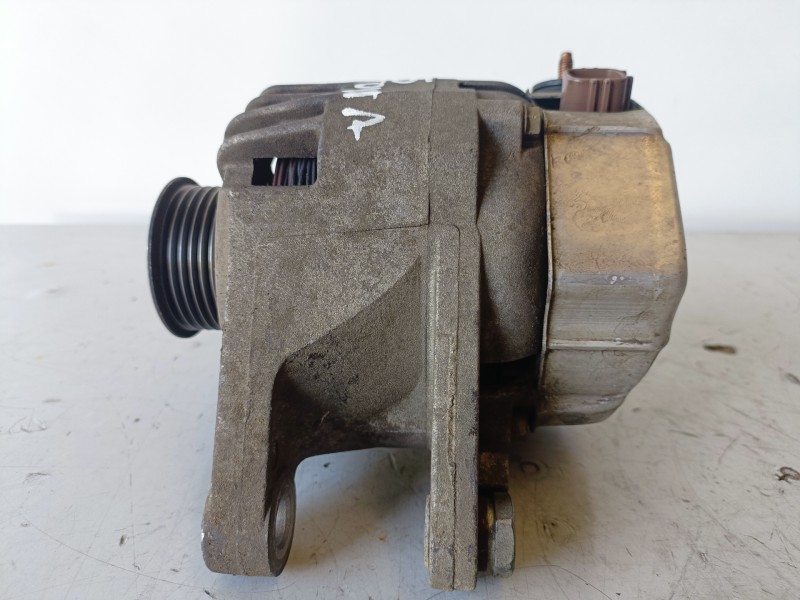Recambio de alternador para toyota corolla verso (r1) 1zzfe referencia OEM IAM 270600D160  
