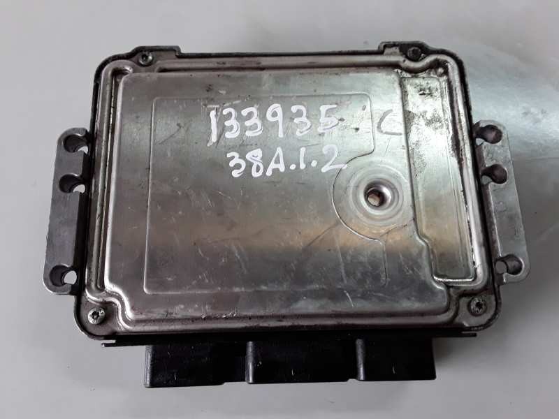 Recambio de centralita motor uce para opel vivaro f9q760 referencia OEM IAM 0281011530/8200391179/HOM8200051609  