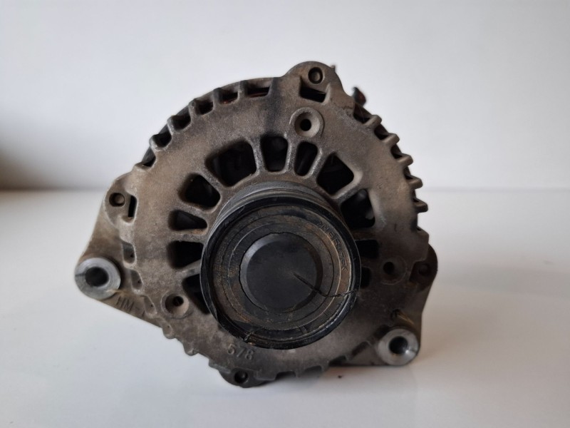 Recambio de alternador para ssangyong kyron d20dt referencia OEM IAM A6641540002  