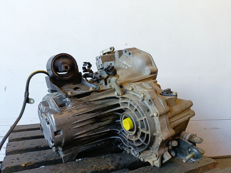 Recambio de caja cambios para nissan primera berlina (p12) qg18 referencia OEM IAM   