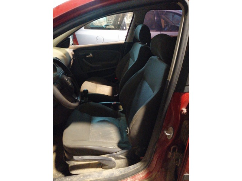 seat ibiza (6l1) del año 2006