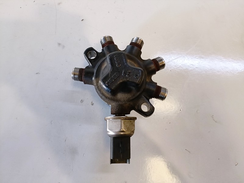 Recambio de rampa inyectora para dacia logan 1 k9k796 referencia OEM IAM R9144Z070B/8200584034  