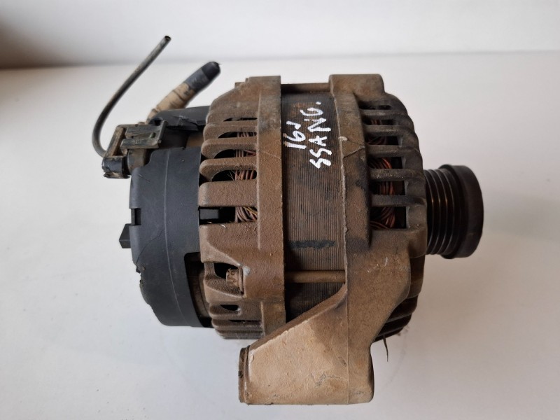 Recambio de alternador para ssangyong kyron d20dt referencia OEM IAM A6641540002  