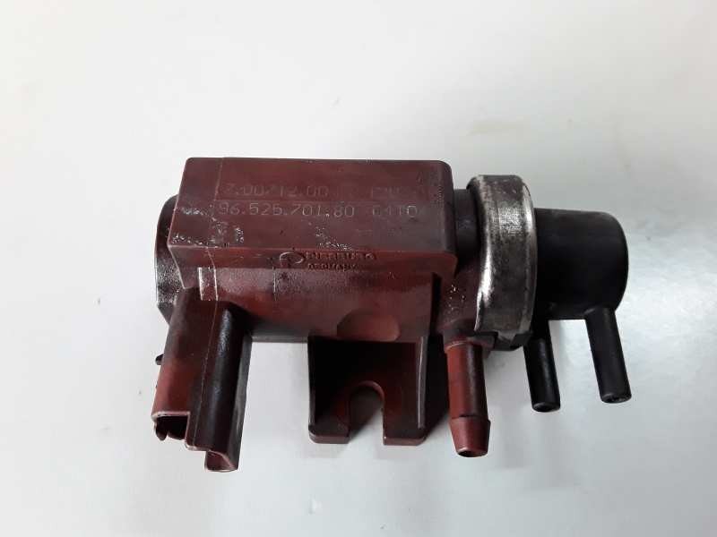 Recambio de valvula aire adicional para citroen xsara picasso 9hy referencia OEM IAM 9652570180/70071200  