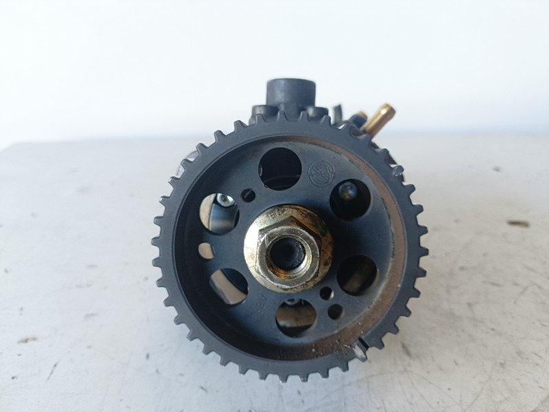 Recambio de bomba inyeccion para opel vectra c berlina z19dth referencia OEM IAM 0445010097  