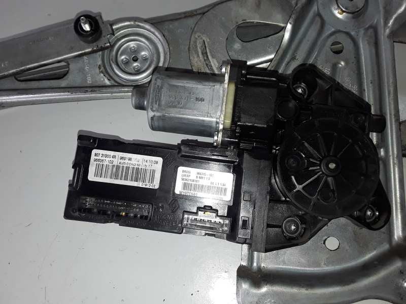 Recambio de elevalunas delantero izquierdo para renault megane iii berlina 5p k9k830 referencia OEM IAM 0130822479/968431100  