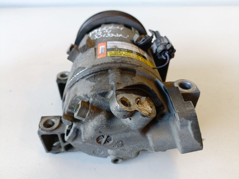 Recambio de compresor aire acondicionado para nissan primera berlina (p12) qg18 referencia OEM IAM 926009F511  