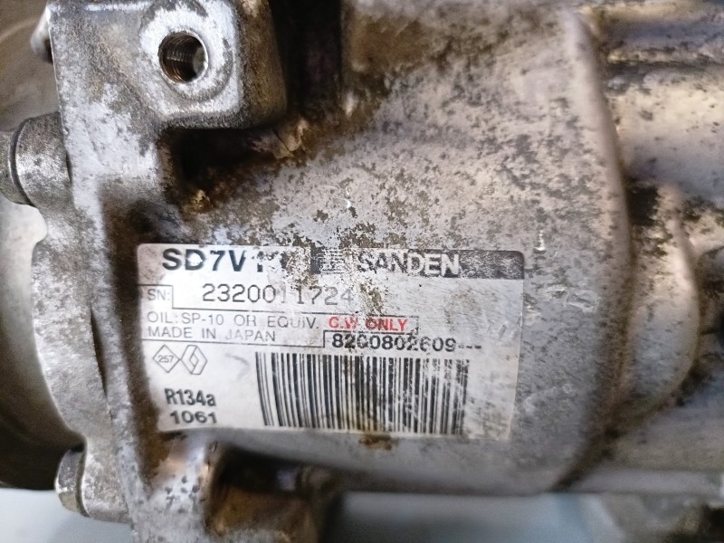 Recambio de compresor aire acondicionado para dacia logan 1 k9k796 referencia OEM IAM 8200802609  