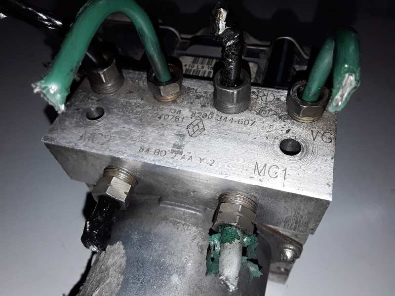 Recambio de abs para renault megane ii coupe/cabrio f9q800 referencia OEM IAM 0265234138/8200344607/0265950300  