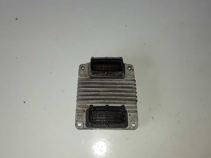 Recambio de centralita motor uce para daewoo lanos a13sms referencia OEM IAM 12201599  