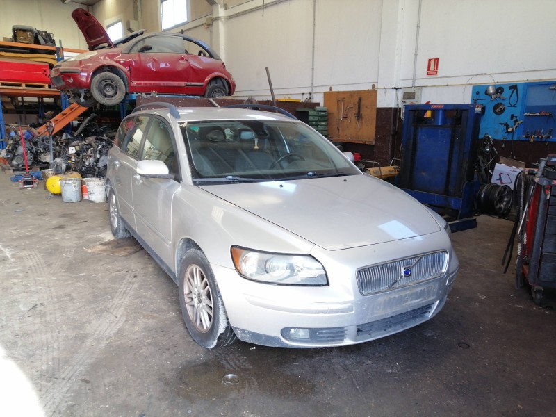 volvo v50 familiar del año 2006