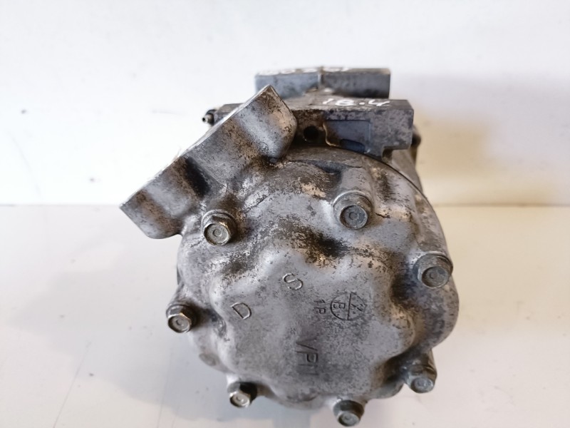 Recambio de compresor aire acondicionado para dacia logan 1 k9k796 referencia OEM IAM 8200802609  