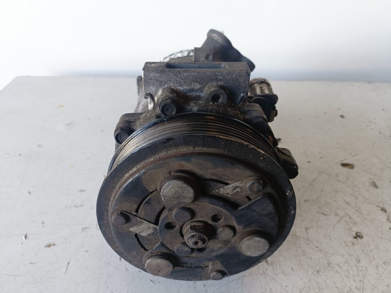 Recambio de compresor aire acondicionado para opel vectra c berlina z19dth referencia OEM IAM 13171593  