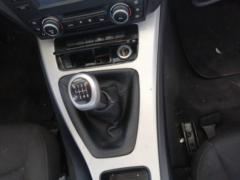 bmw serie 3 berlina (e90) del año 2010