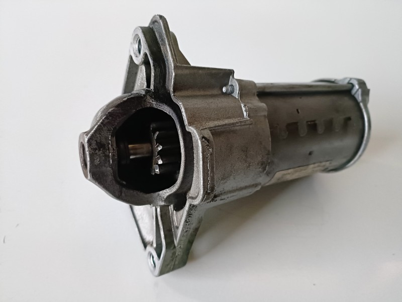 Recambio de motor arranque para renault talisman r9me4e4 referencia OEM IAM 233000686RA  