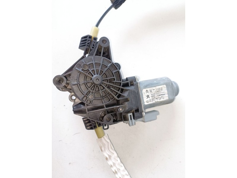 Recambio de elevalunas delantero derecho para citroen c-elysée bh02 referencia OEM IAM 9677416880  