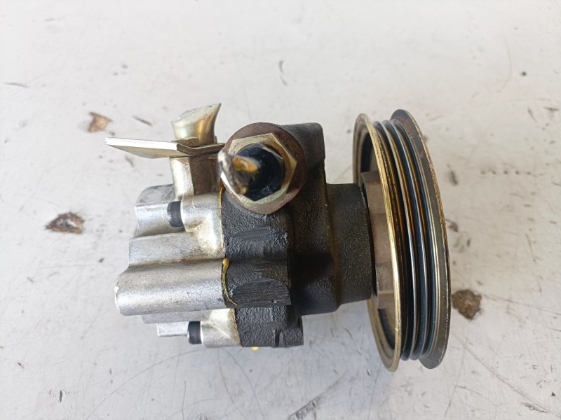 Recambio de bomba direccion para mg rover rover 200 (rf) 16k4f referencia OEM IAM QVB100690  