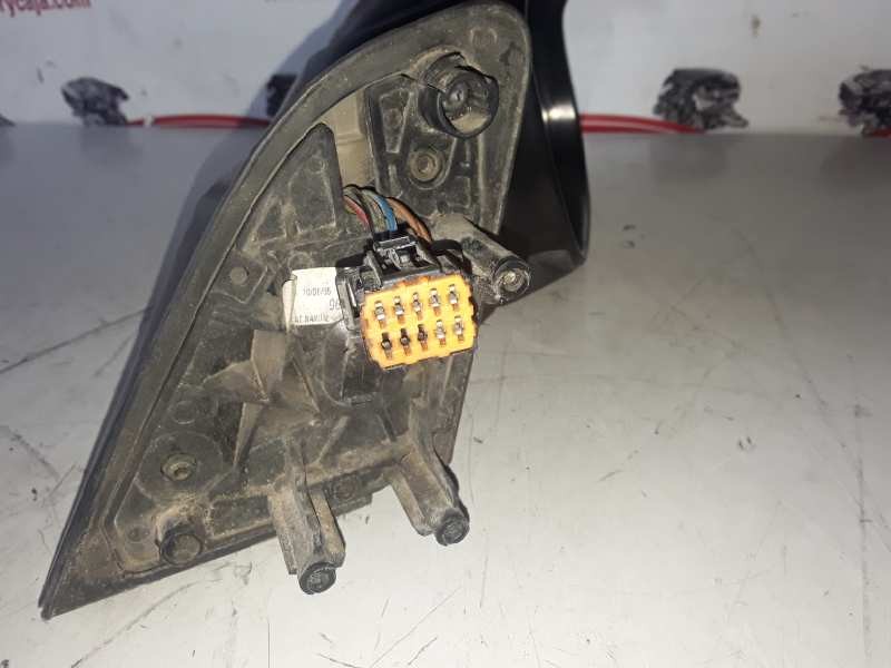Recambio de retrovisor derecho para citroen xsara picasso referencia OEM IAM 96570955XT  