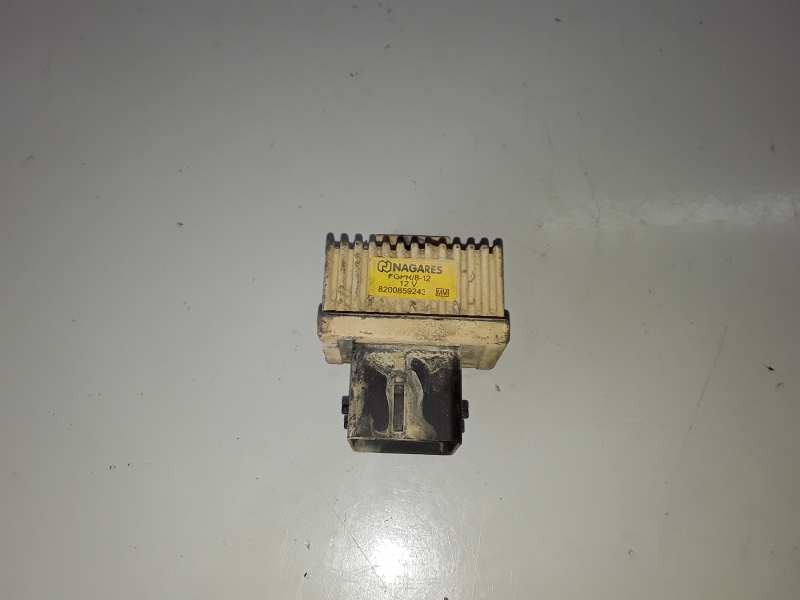 Recambio de caja precalentamiento para renault kangoo ii (f/kw0) k9k808 referencia OEM IAM 8200859243  
