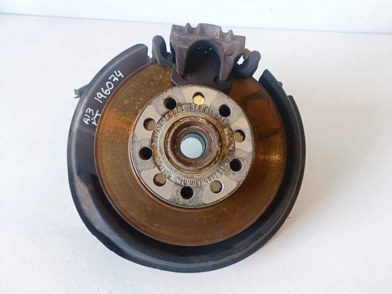 Recambio de mangueta trasera derecha para audi a4 avant (8e) avf referencia OEM IAM   