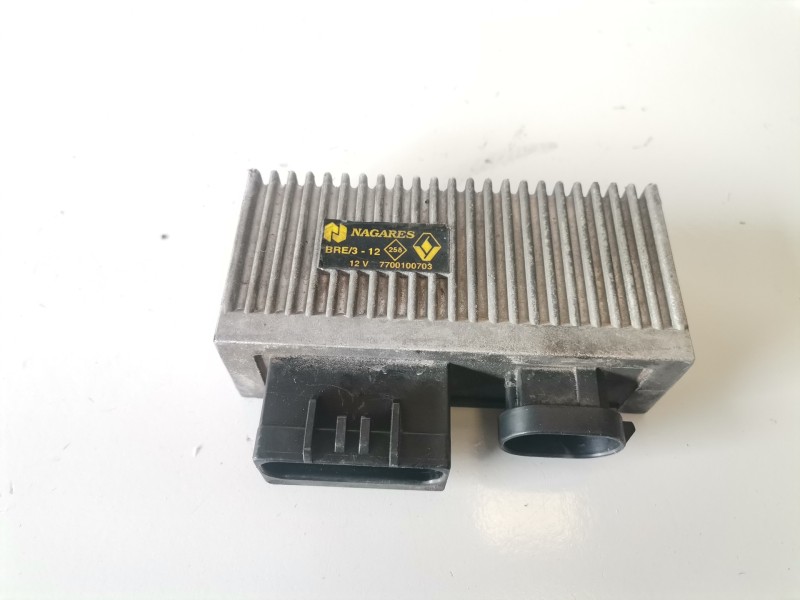 Recambio de caja precalentamiento para renault megane i berl./ berl. con portón (ba0) f9q730 referencia OEM IAM 7700100703  