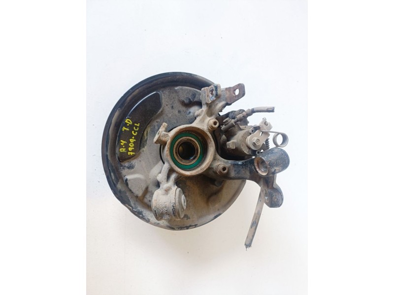 Recambio de mangueta trasera derecha para audi a4 avant (8e) avf referencia OEM IAM   