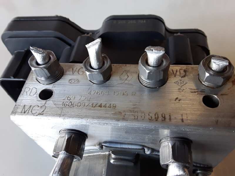 Recambio de abs para dacia sandero ii k9k626 referencia OEM IAM 476601203R/0265956403  