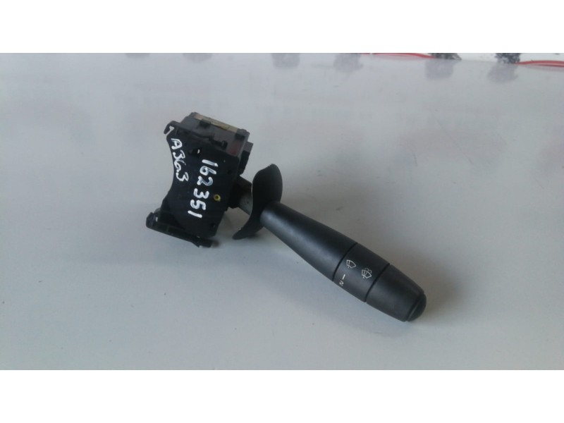 Recambio de mando limpia para nissan interstar (x70) g9u650 referencia OEM IAM 8200251704  