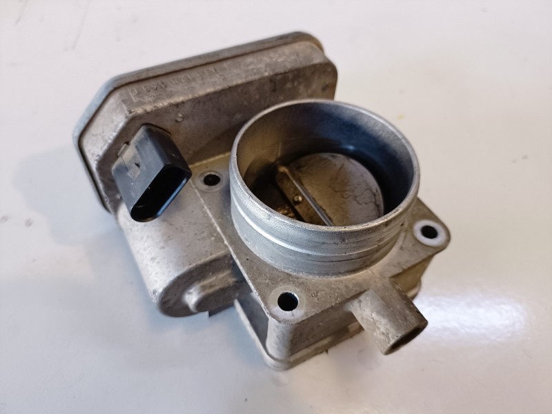 Recambio de caja mariposa para skoda fabia (6y2/6y3) asy referencia OEM IAM 038128063C  
