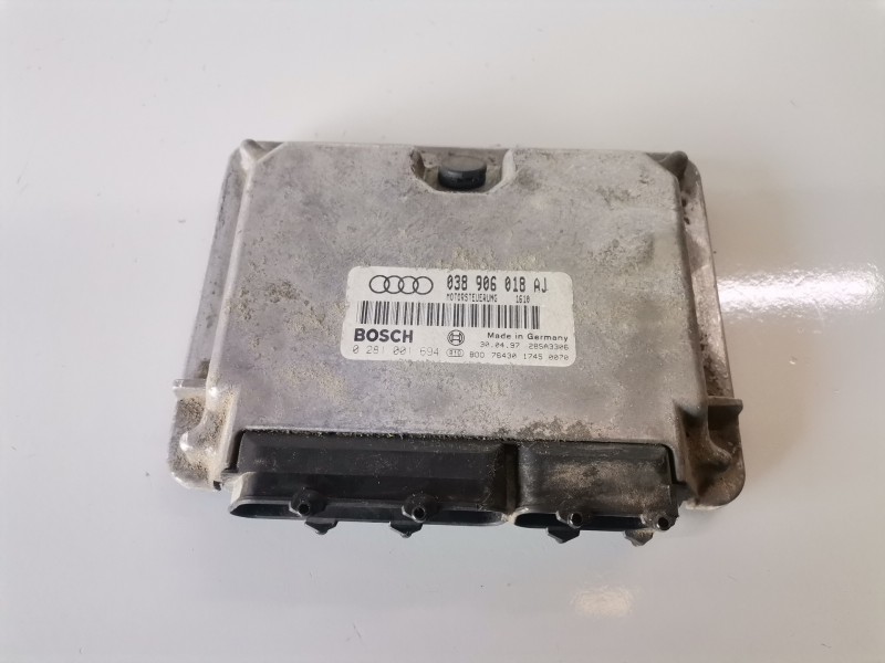 Recambio de centralita motor uce para audi a3 (8l) ahf referencia OEM IAM 038906018AJ/0281001694  