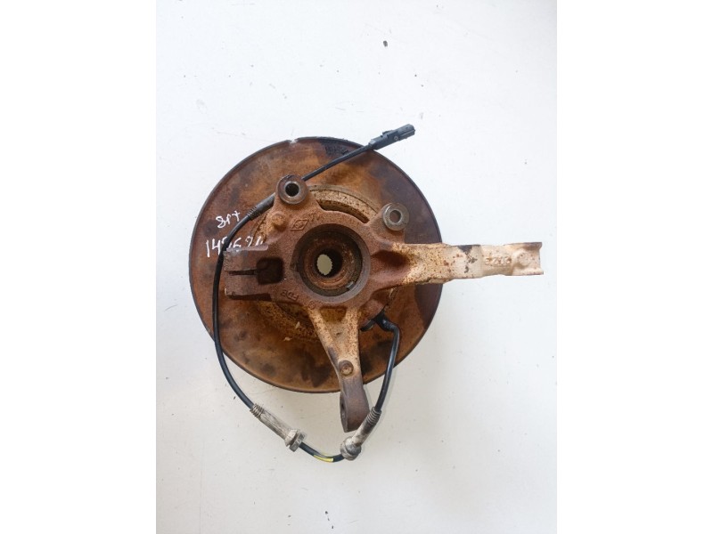 Recambio de mangueta delantera derecha para dacia sandero ii k9k626 referencia OEM IAM   
