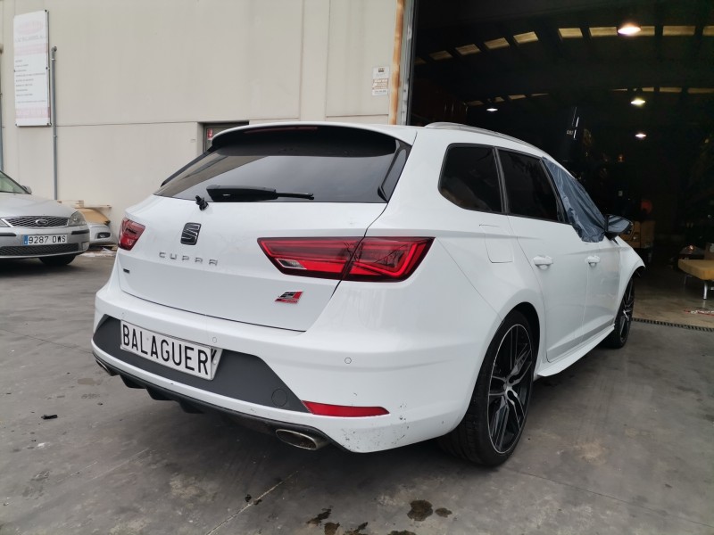 seat leon st 5f8 del año 2017
