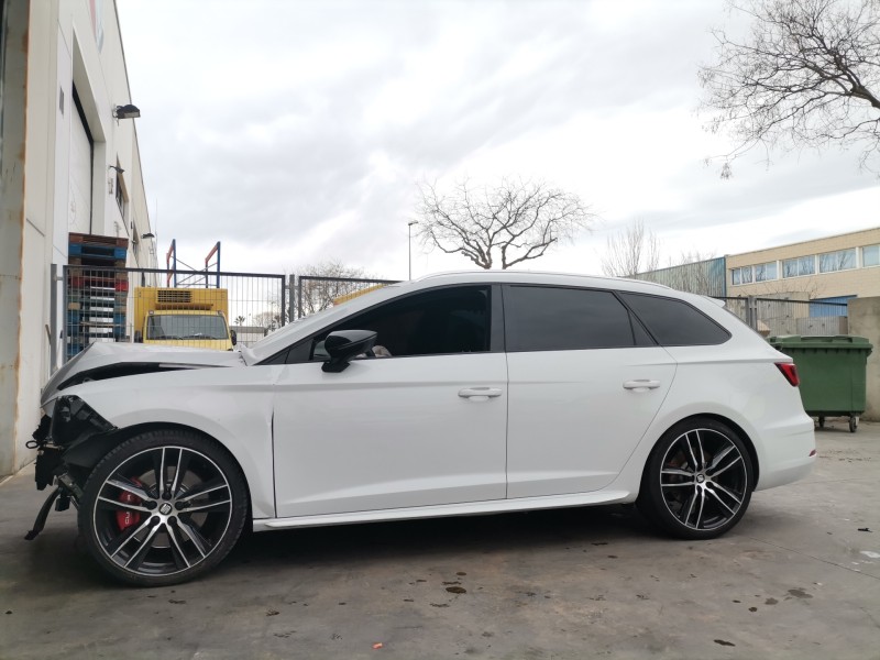 seat leon st 5f8 del año 2017