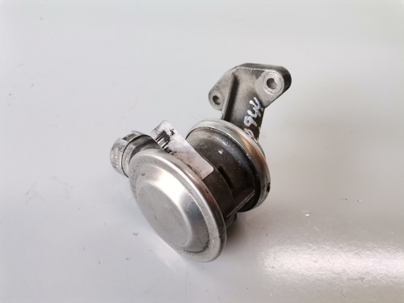 Recambio de valvula egr para bmw serie 3 compacto (e46) n42b20 referencia OEM IAM 72823800  