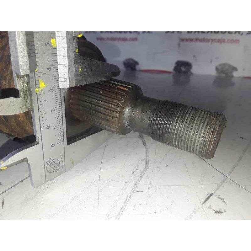 Recambio de transmision trasera izquierda para mercedes-benz clase ml (bm 164) 642940 referencia OEM IAM A1643501210/322323A/585