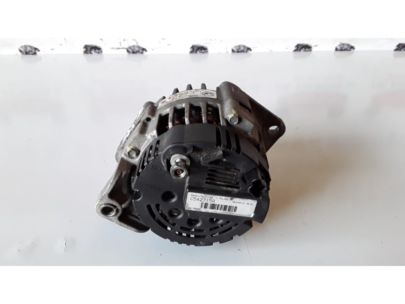 Recambio de alternador para renault master combi f9q770 referencia OEM IAM C542715R/SG10B03/4371835  