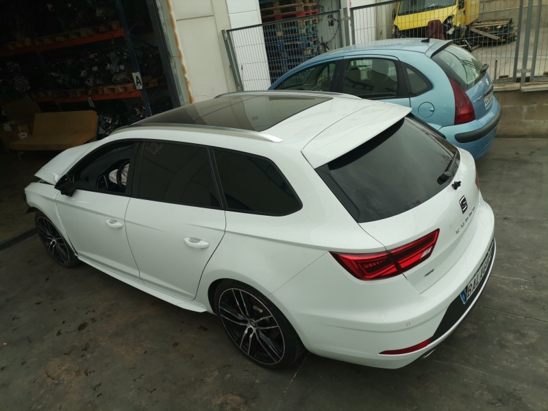 seat leon st 5f8 del año 2017