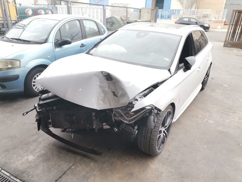 seat leon st 5f8 del año 2017