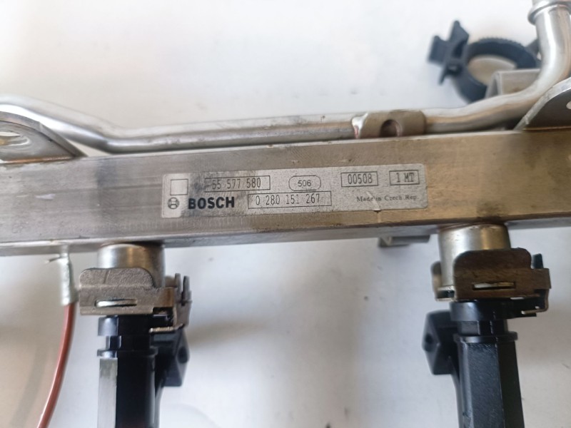 Recambio de rampa inyectora para opel meriva b a14nel referencia OEM IAM 0280151267  