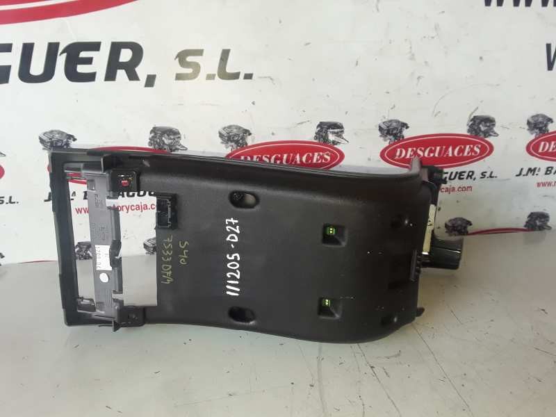 Recambio de mando multifuncion para volvo s40 berlina d4204t referencia OEM IAM   