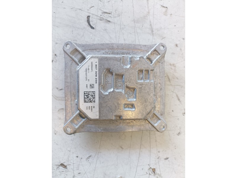 Recambio de centralita faros xenon para lancia delta (181) 198a2000 referencia OEM IAM 1307329234  