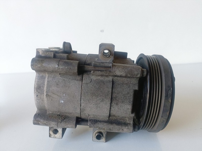 Recambio de compresor aire acondicionado para ford mondeo fd berl./turnier rfn referencia OEM IAM 96BW19D629CA  